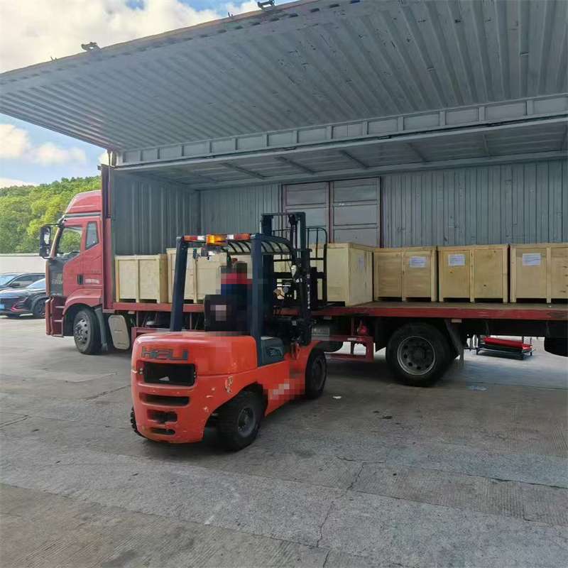 兴平市吴忠市进仓物流：多元专线运输的精彩之旅